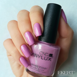 Vinylux Beckoning Begonia... 2